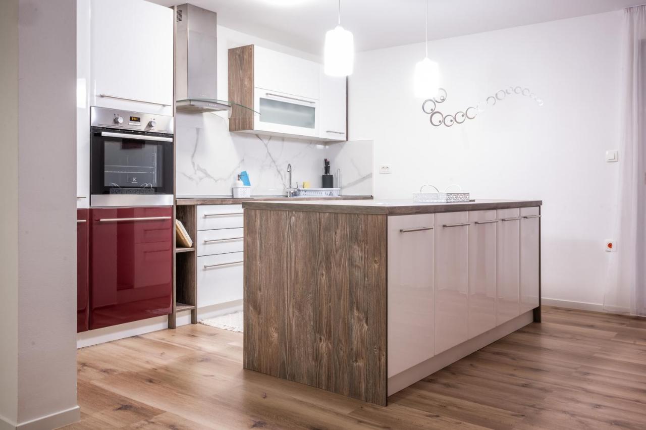 Apartma Tia 2 Zreče Esterno foto